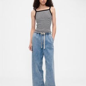 GAP High Rise Pull-On Wide-Leg Jeans in Light Wash